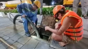 Hút Hầm Cầu Chuyên Nghiệp Giá Chỉ Từ 350k Bảo Hành 10 Năm