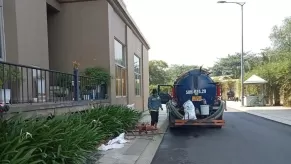Dịch Vụ Hút Hầm Cầu Nhanh Không Đục Phá