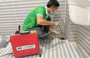 Vận Chuyển Chất Thải Nguy Hại & Công Nghiệp