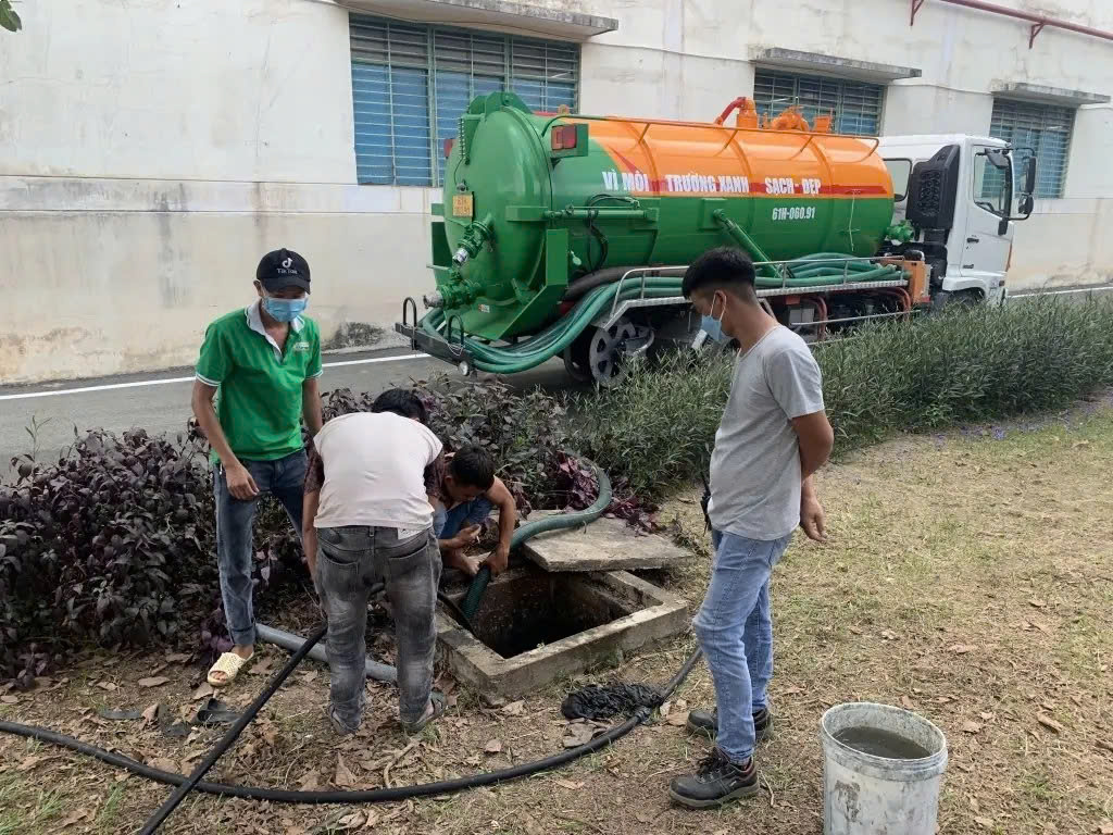 dịch vụ hút hầm cầu 5