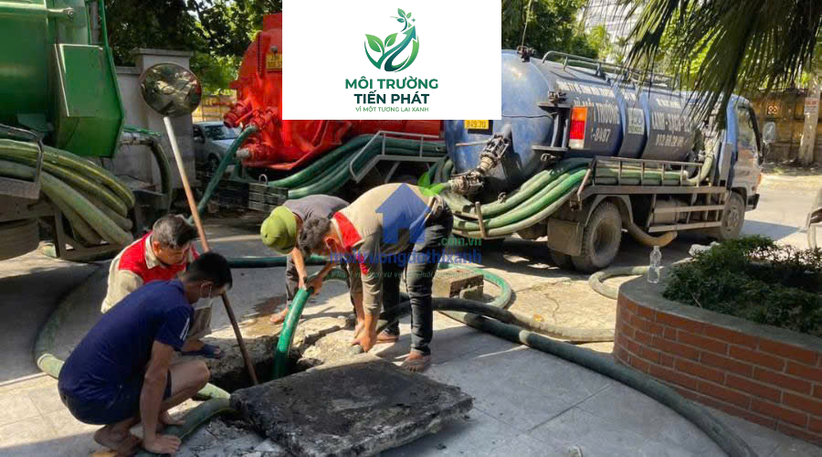 vân chuyển xử lý bùn thải 1