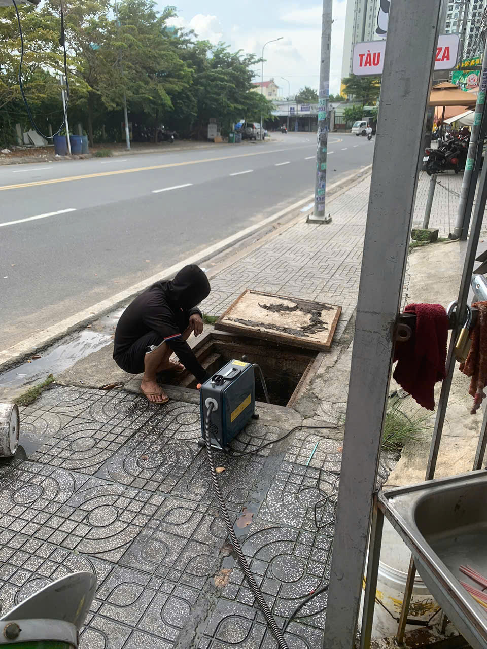 Vệ Sinh Bể Nước Sạch Và Thải